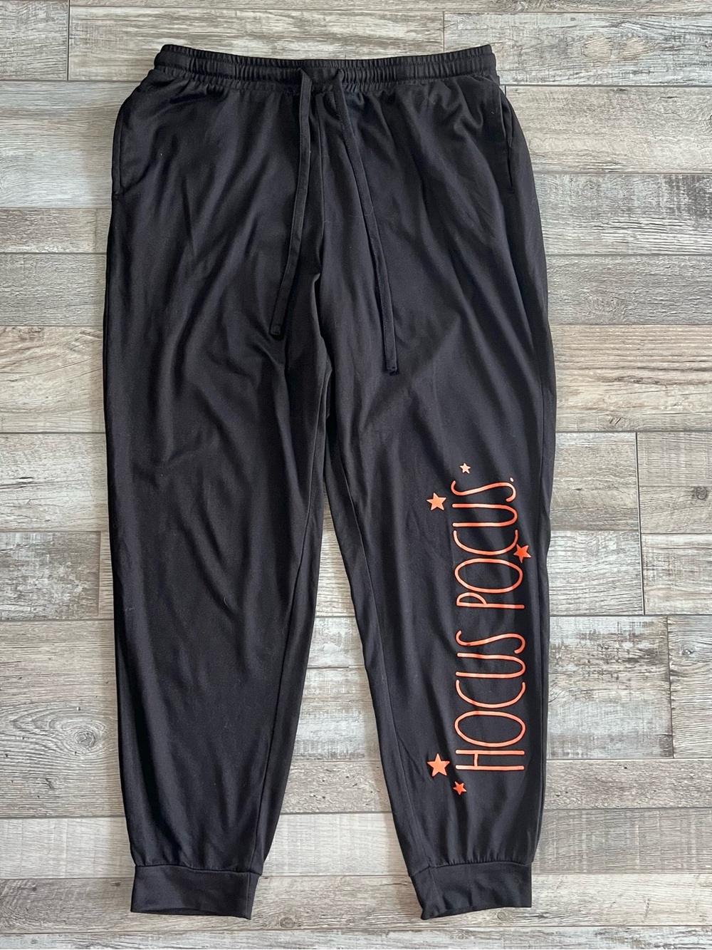 Rae Dunn Women’s Hocus Pocus Joggers Size Medium